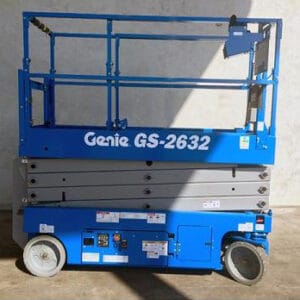 Xe Nâng Người Cắt Kéo Genie GS 2632 -10m Làm Việc